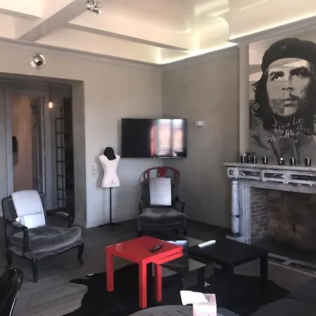 Apartment Sleeps 6 Air Con Wifi